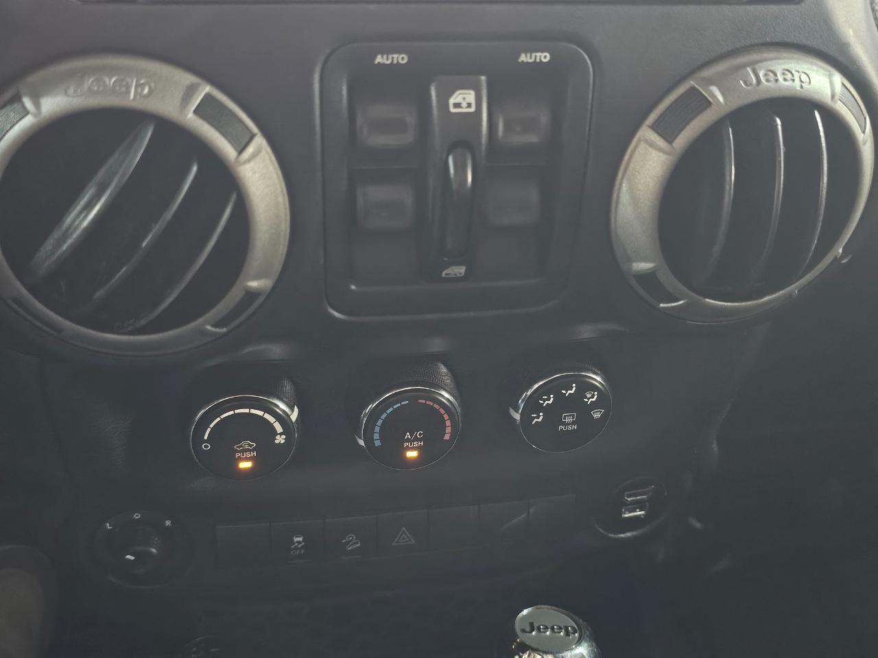 Jeep Wrangler Unlimited Sport 4x4 2017