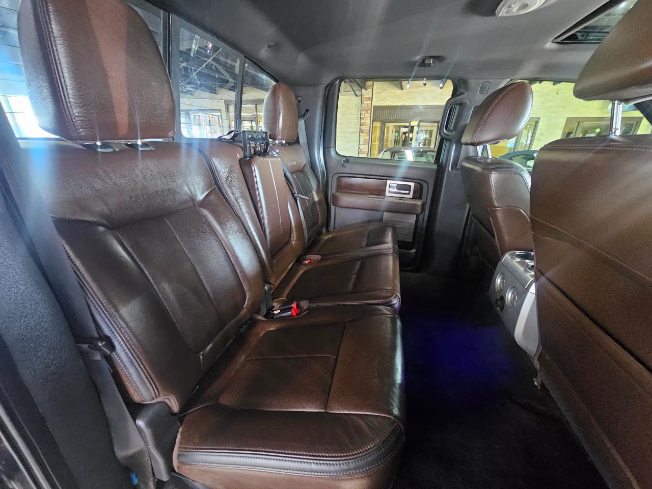 Ford F-150 2WD SuperCrew 145" Platinum 2010