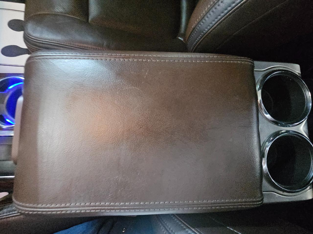 Ford F-150 2WD SuperCrew 145" Platinum 2010