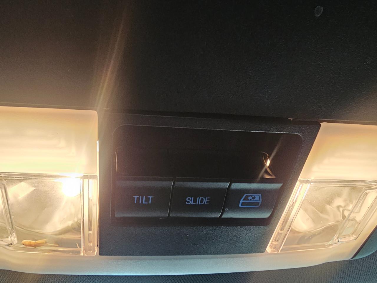 Ford F-150 2WD SuperCrew 145" Platinum 2010