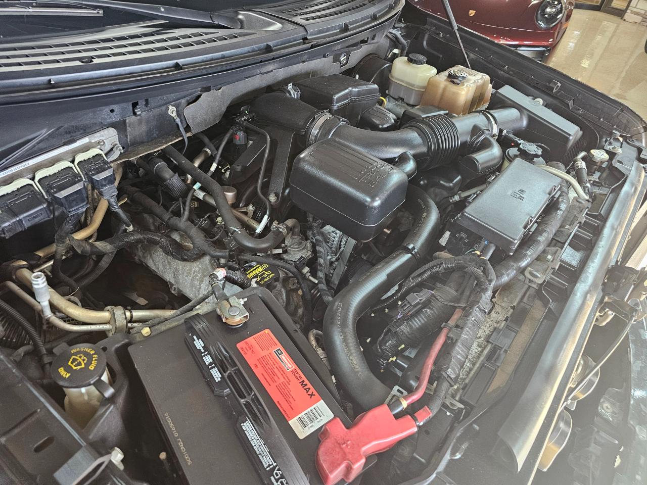 Ford F-150 2WD SuperCrew 145" Platinum 2010