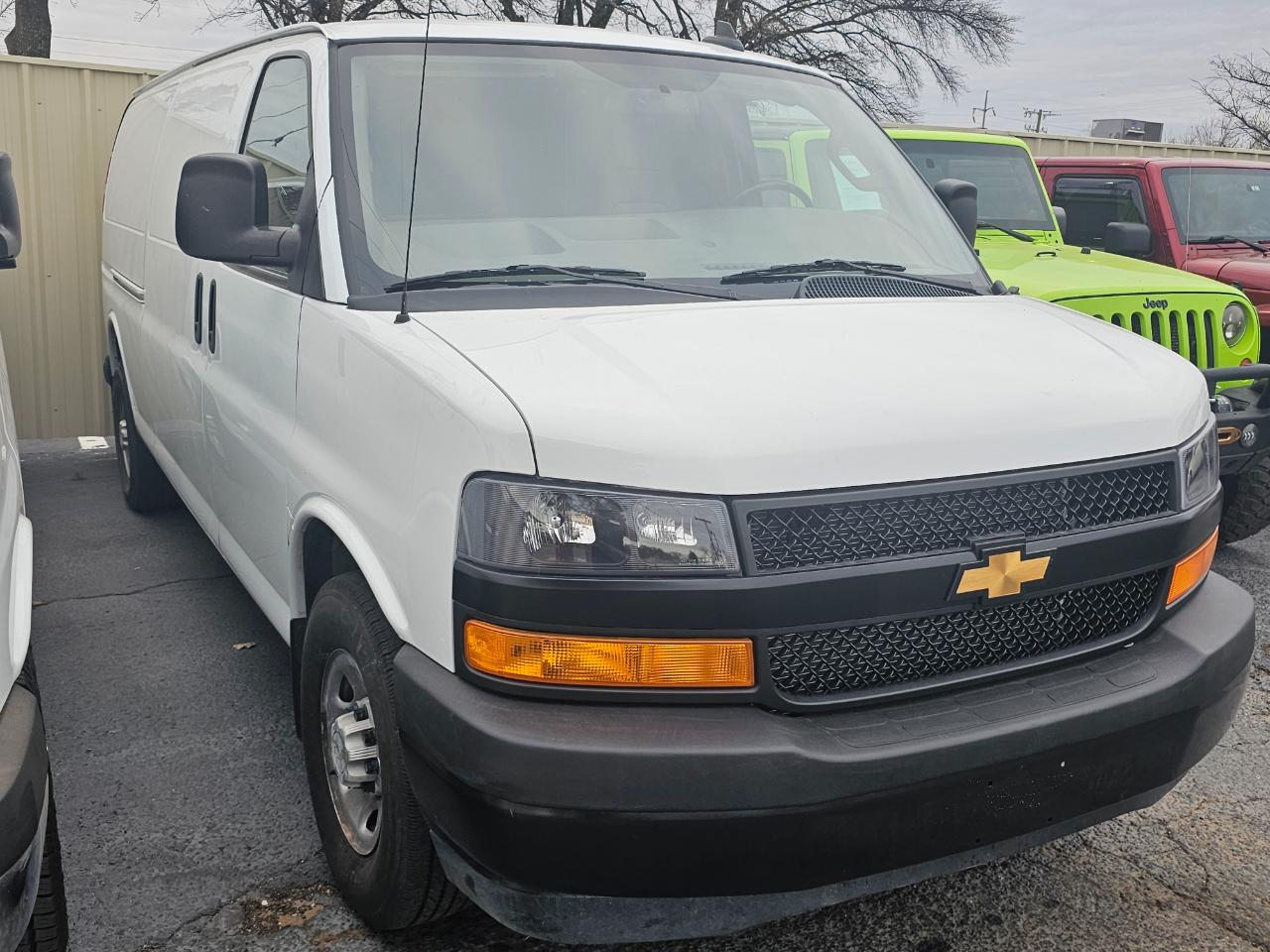 2022 Chevrolet Express Cargo Van RWD 3500 155"