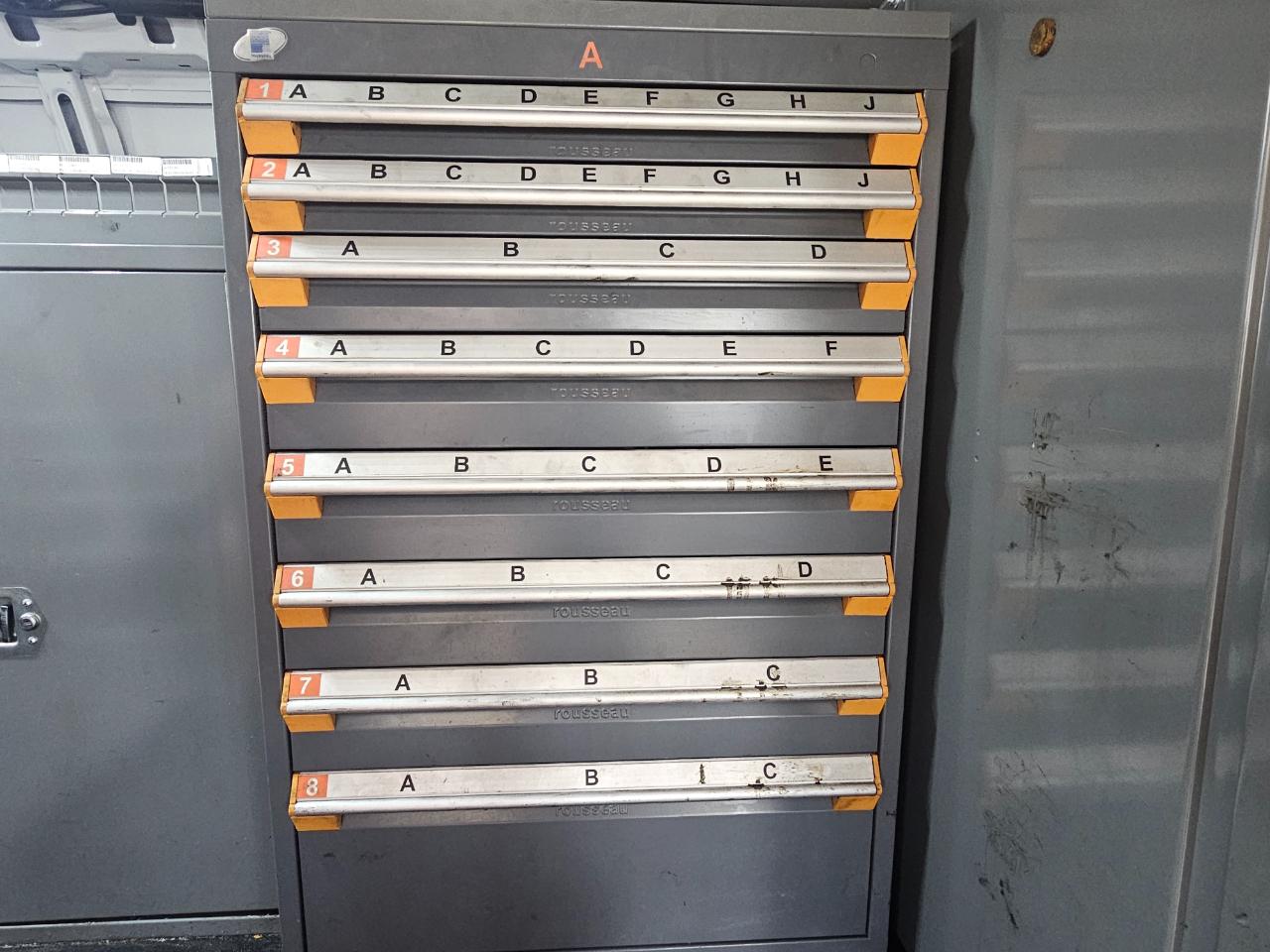 Chevrolet Express Cargo Van RWD 3500 155" 2022