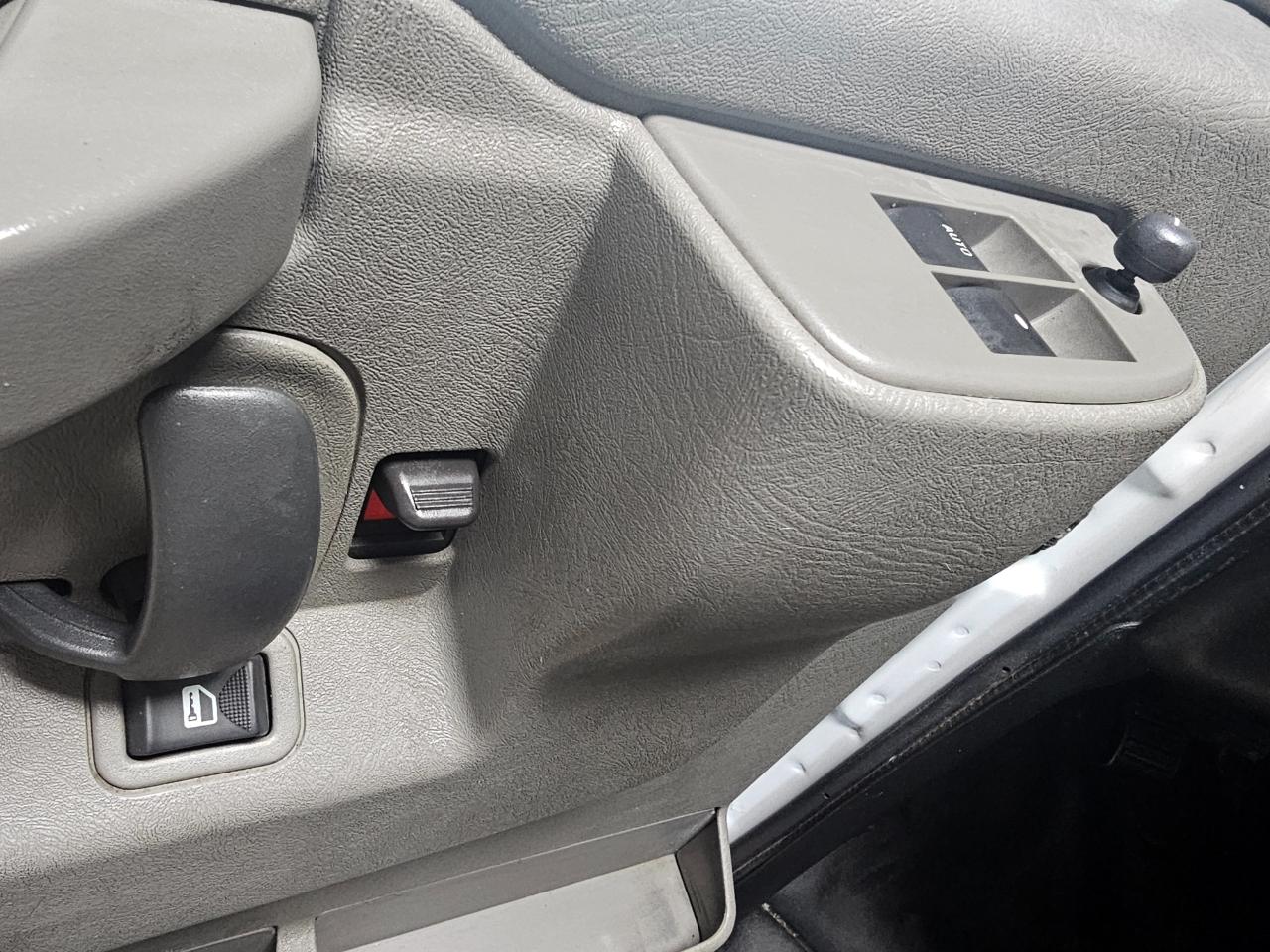 Chevrolet Express Cargo Van RWD 3500 155" 2022