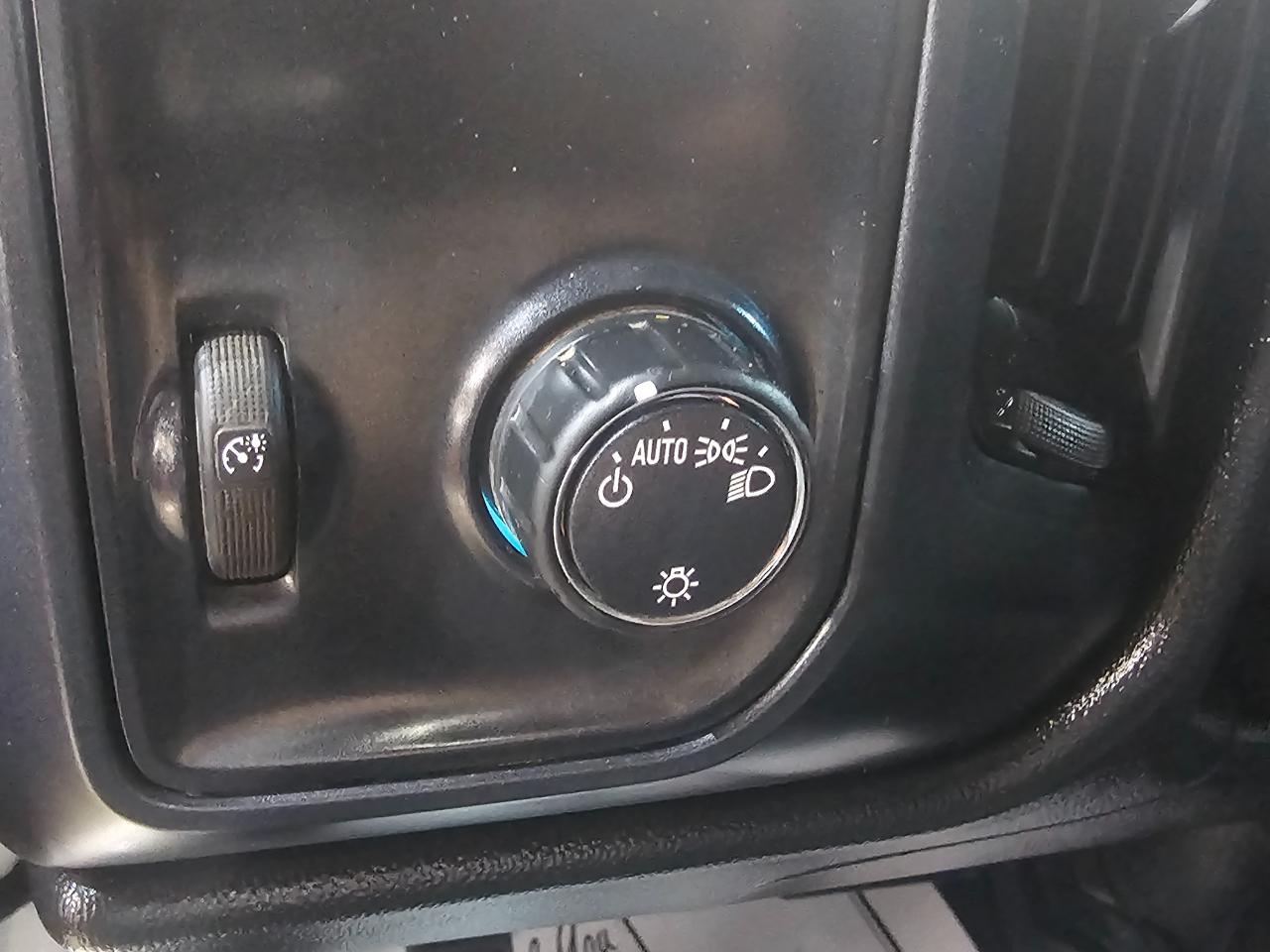 Chevrolet Silverado 2500HD 4WD Crew Cab 167.7" Work Truck 2019