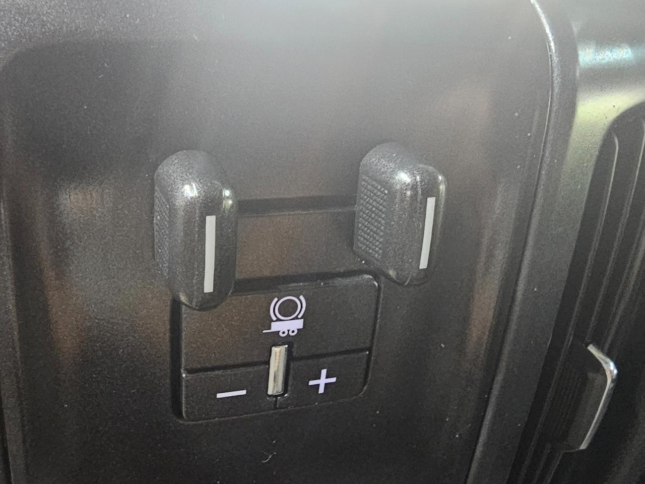 Chevrolet Silverado 2500HD 4WD Crew Cab 167.7" Work Truck 2019