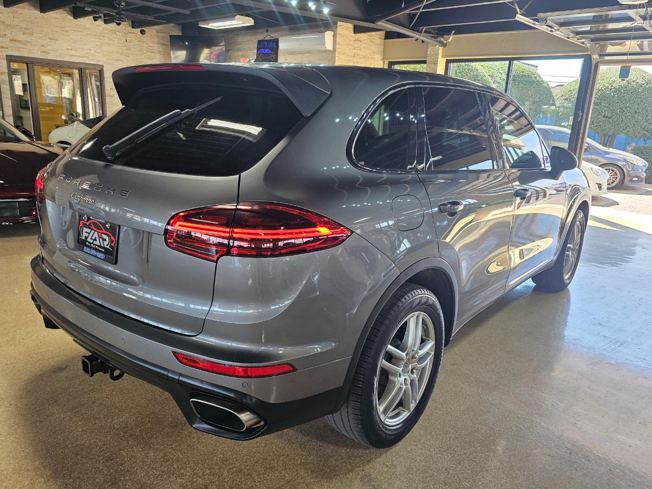 Porsche Cayenne AWD 2018