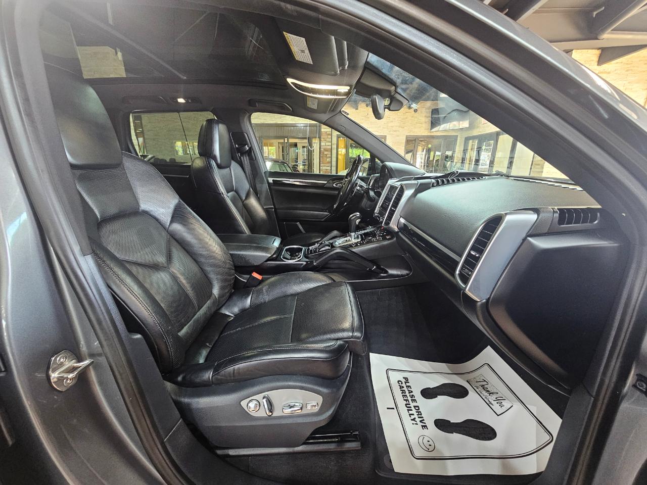 Porsche Cayenne AWD 2018