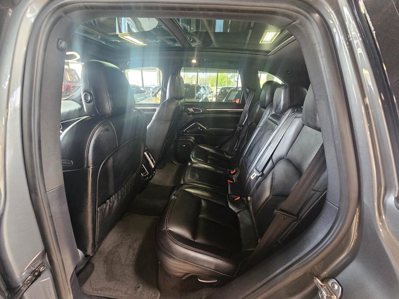 Porsche Cayenne AWD 2018