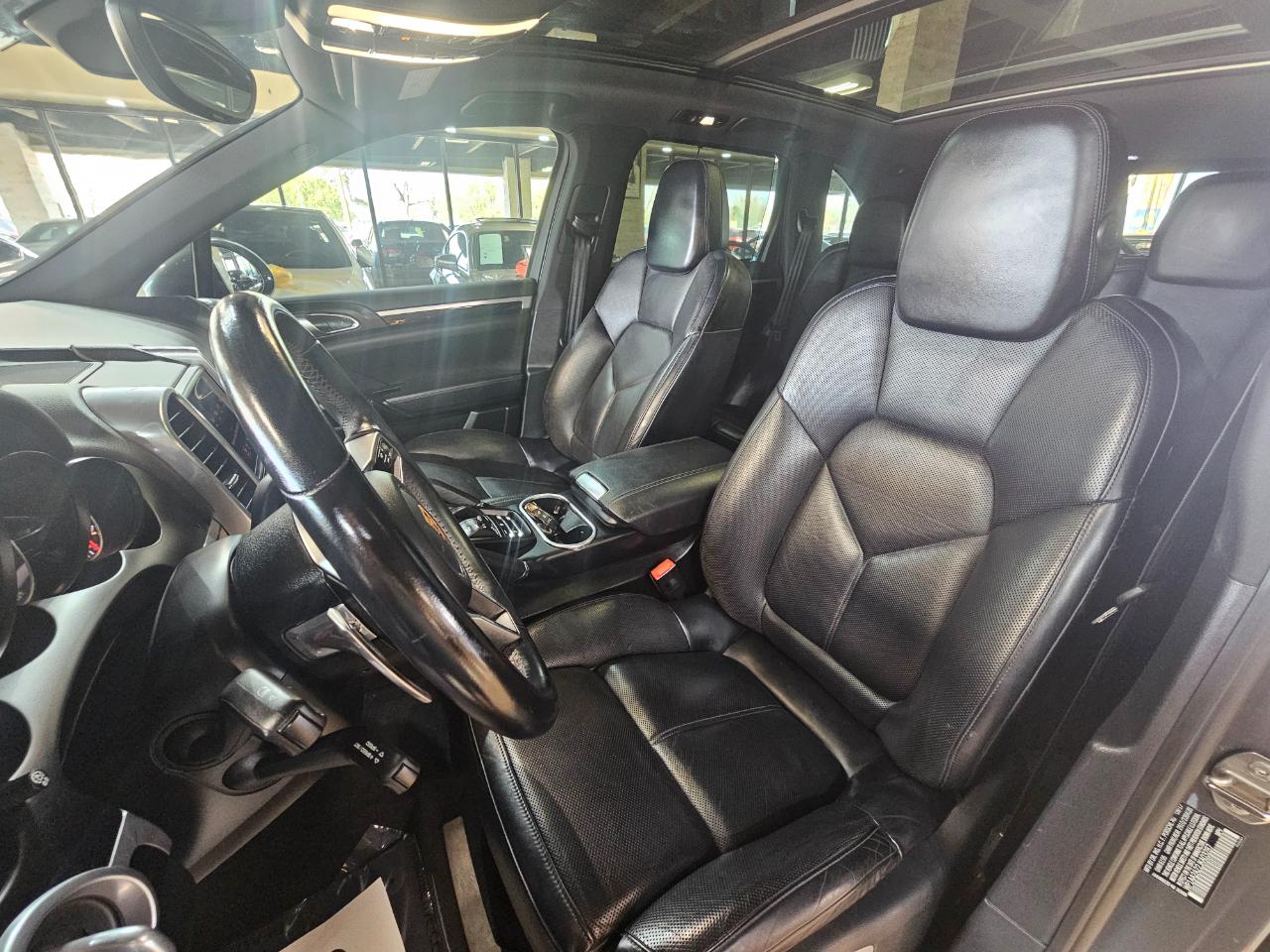 Porsche Cayenne AWD 2018