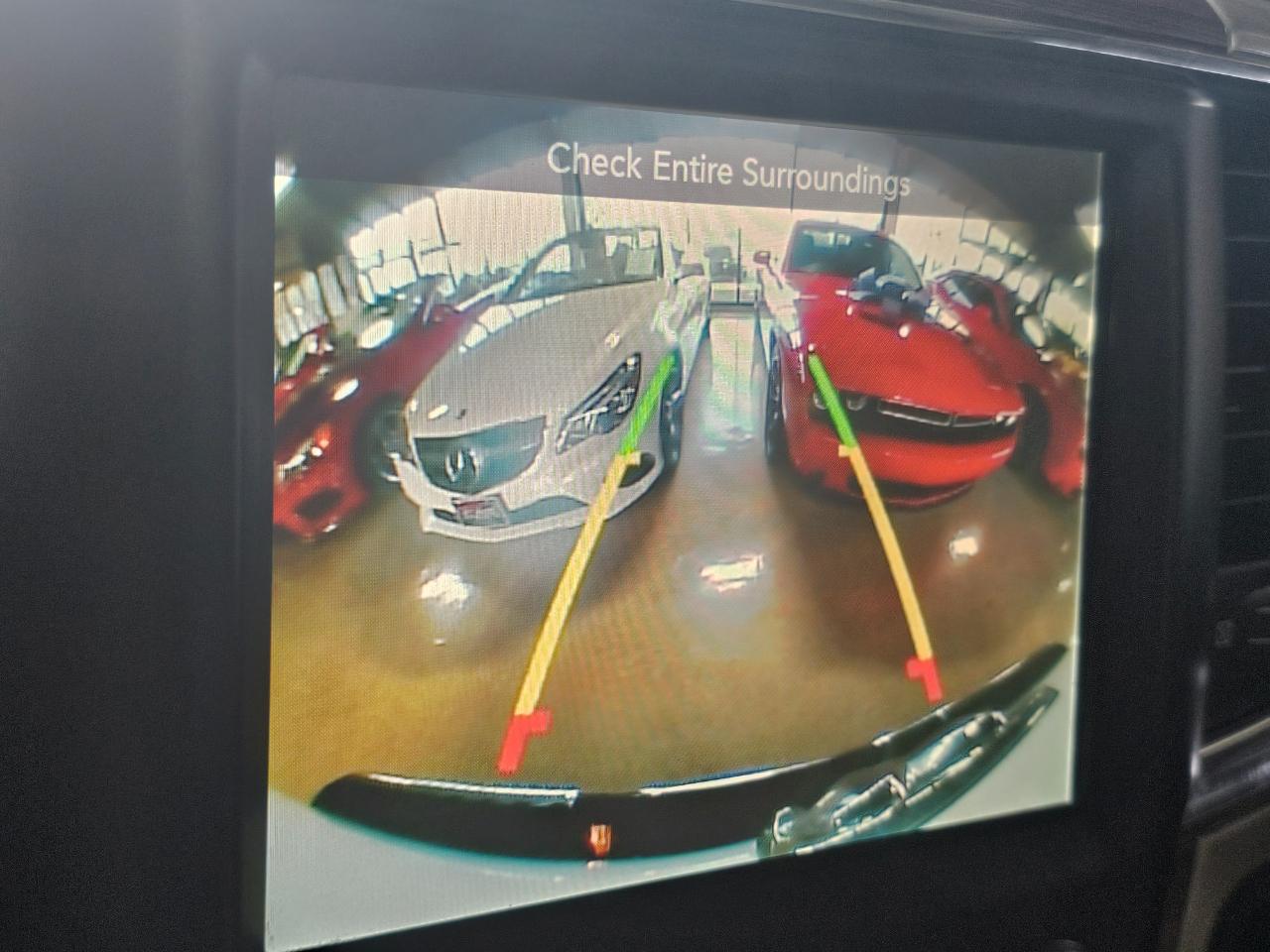 RAM 1500 Laramie 4x4 Crew Cab 5'7" Box 2017