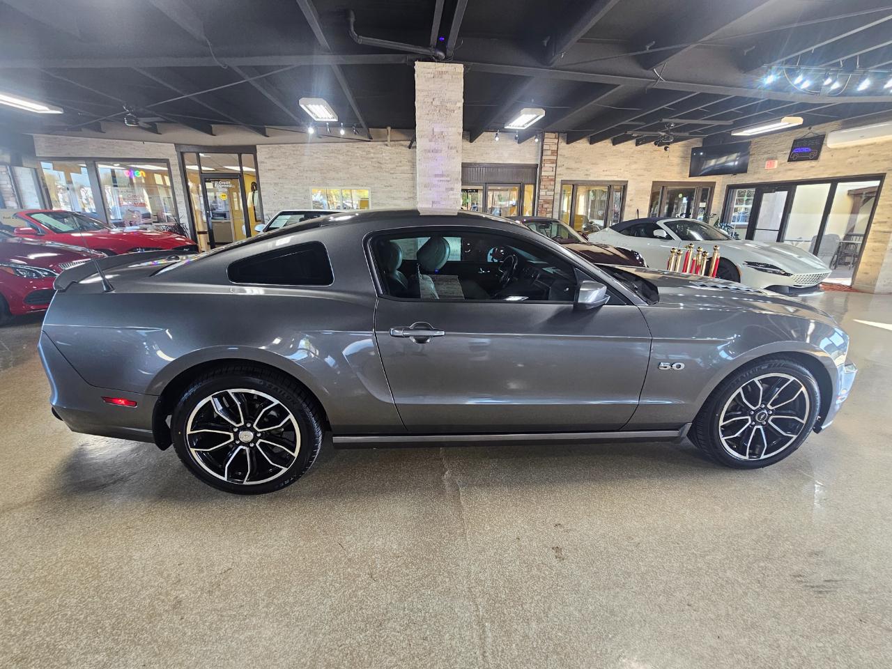 Ford Mustang 2dr Cpe GT 2013