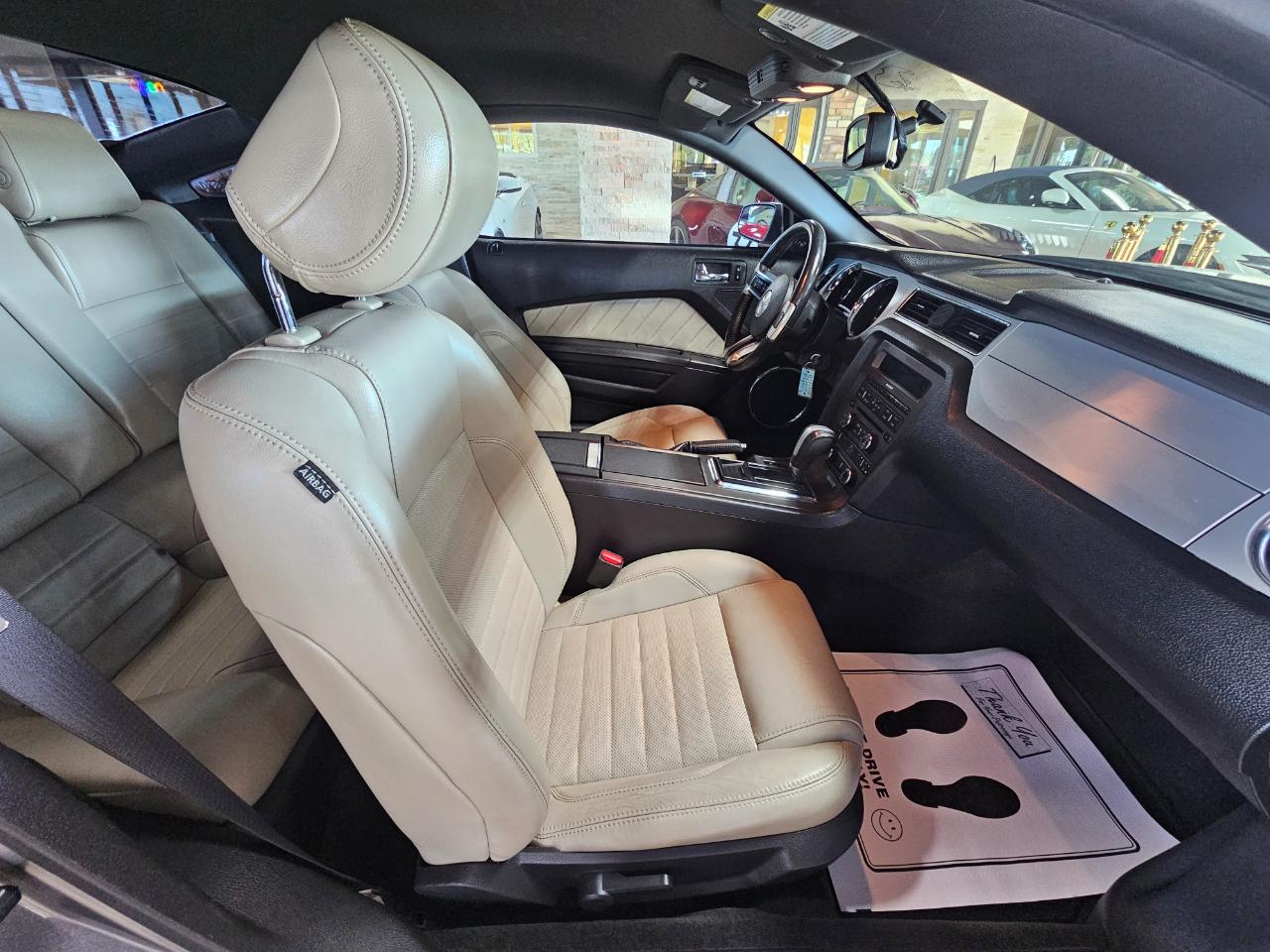 Ford Mustang 2dr Cpe GT 2013