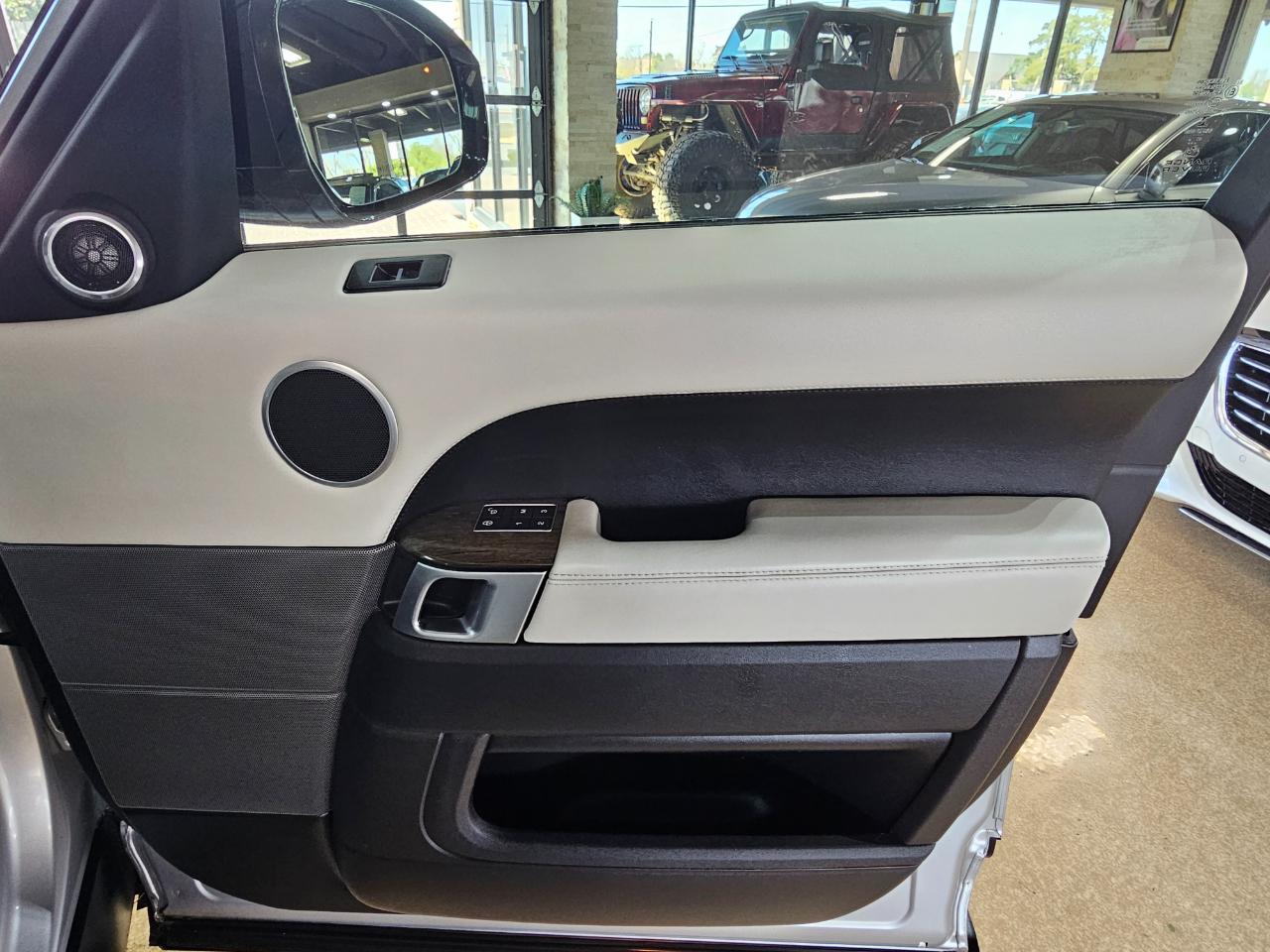 Land Rover Range Rover Sport 4WD 4dr HSE 2015