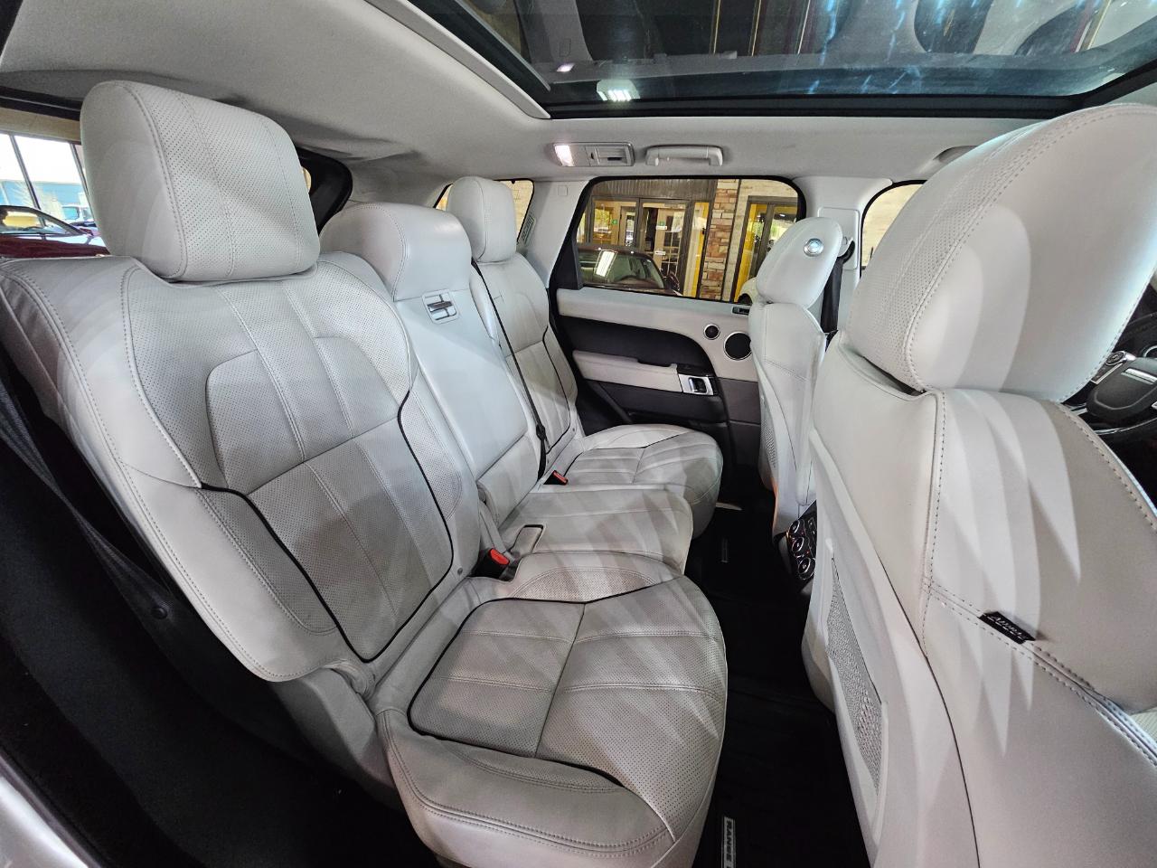 Land Rover Range Rover Sport 4WD 4dr HSE 2015