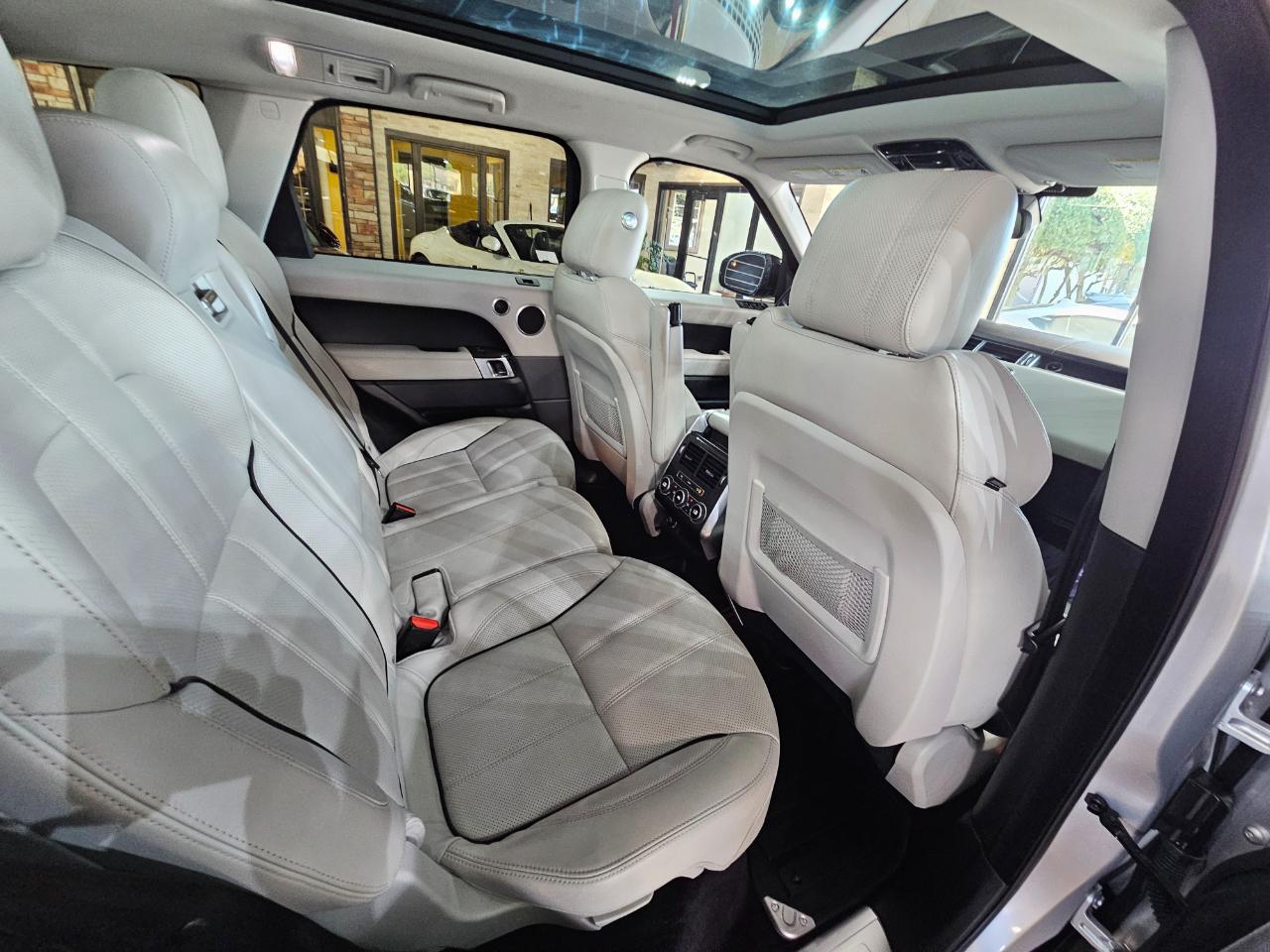 Land Rover Range Rover Sport 4WD 4dr HSE 2015