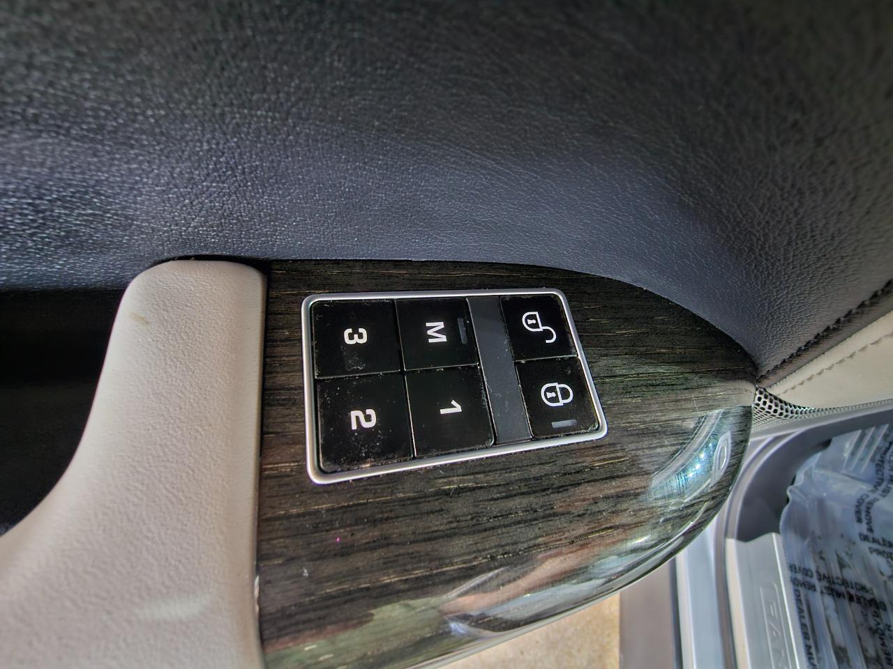 Land Rover Range Rover Sport 4WD 4dr HSE 2015