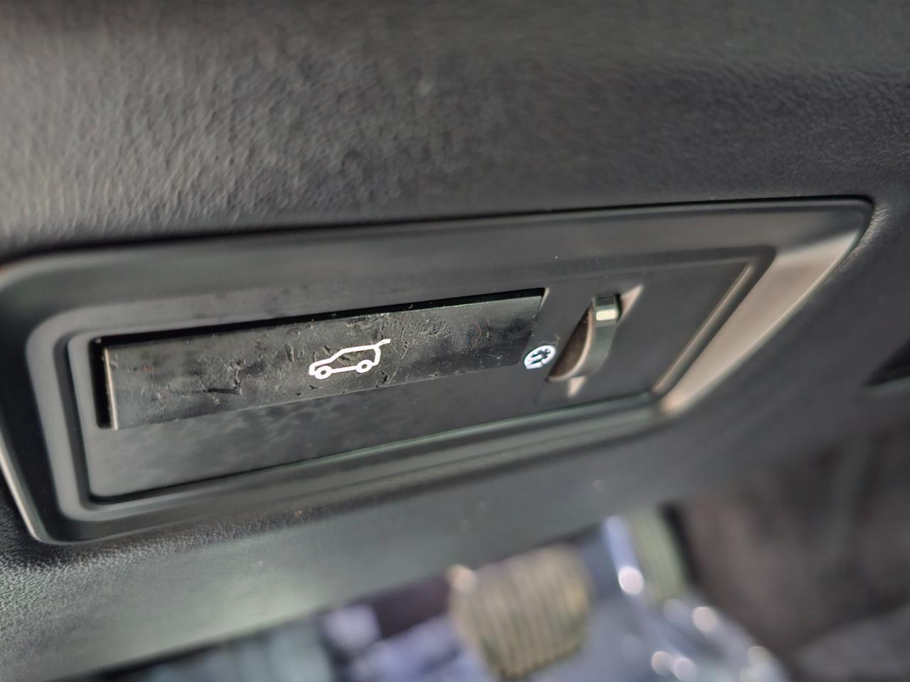 Land Rover Range Rover Sport 4WD 4dr HSE 2015