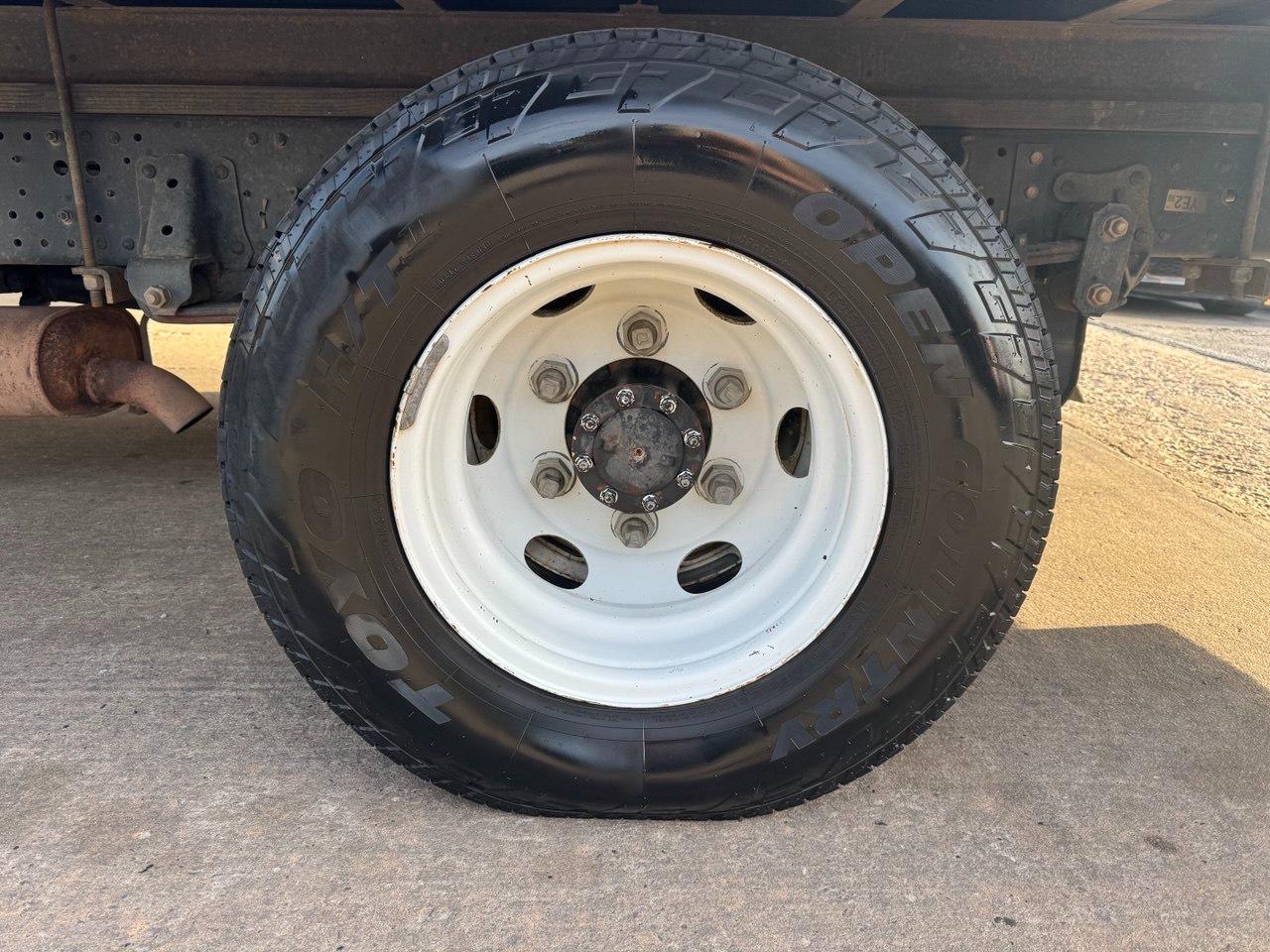 Isuzu NPR GAS REG 109" WB 12000 GVWR IBT PWL 2016