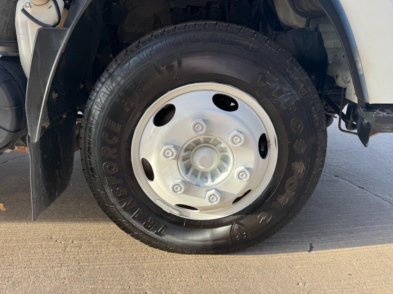 Isuzu NPR GAS REG 109" WB 12000 GVWR IBT PWL 2016