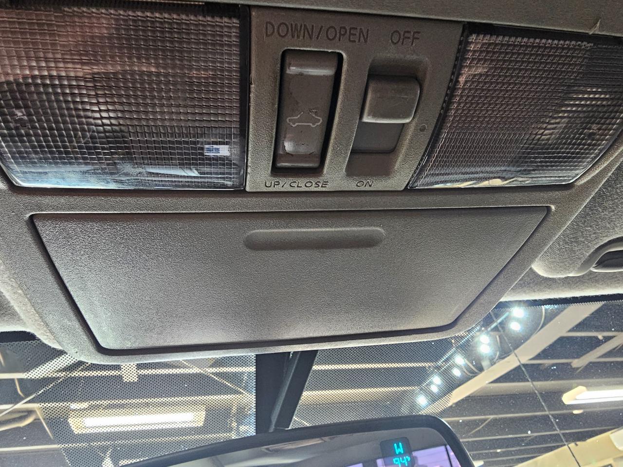 Nissan Frontier 4WD Crew Cab SWB Auto PRO-4X 2013