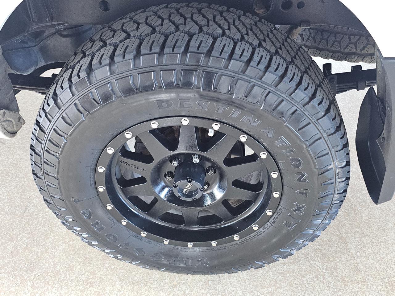 Nissan Frontier 4WD Crew Cab SWB Auto PRO-4X 2013