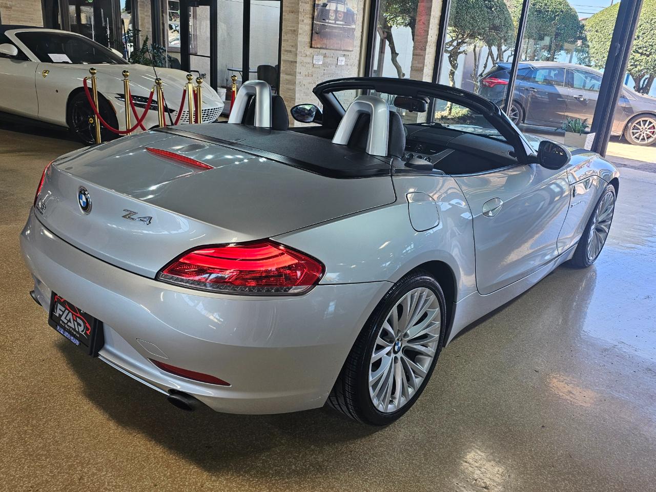 BMW Z4 2dr Roadster sDrive35i 2009