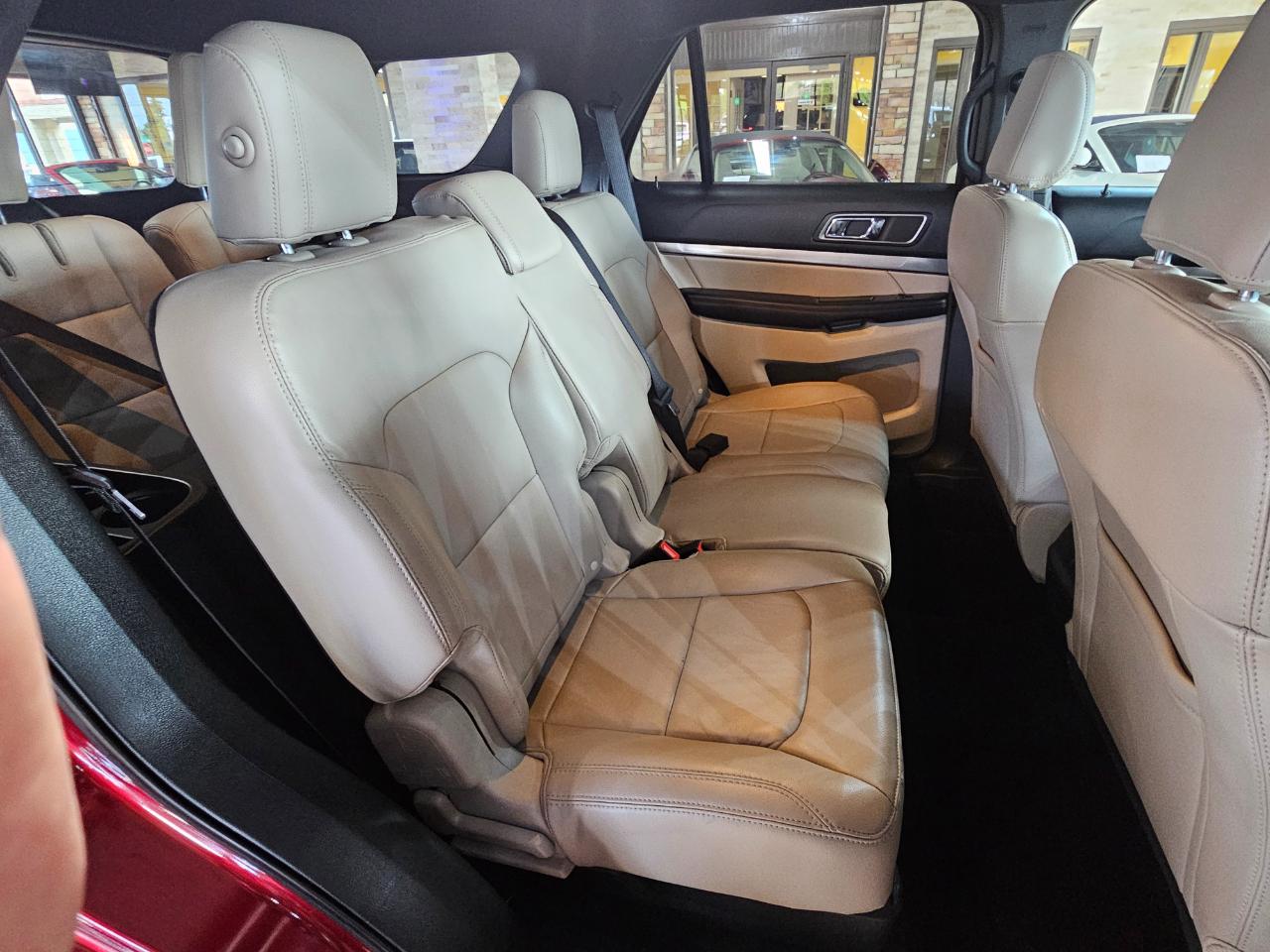 Ford Explorer XLT FWD 2018