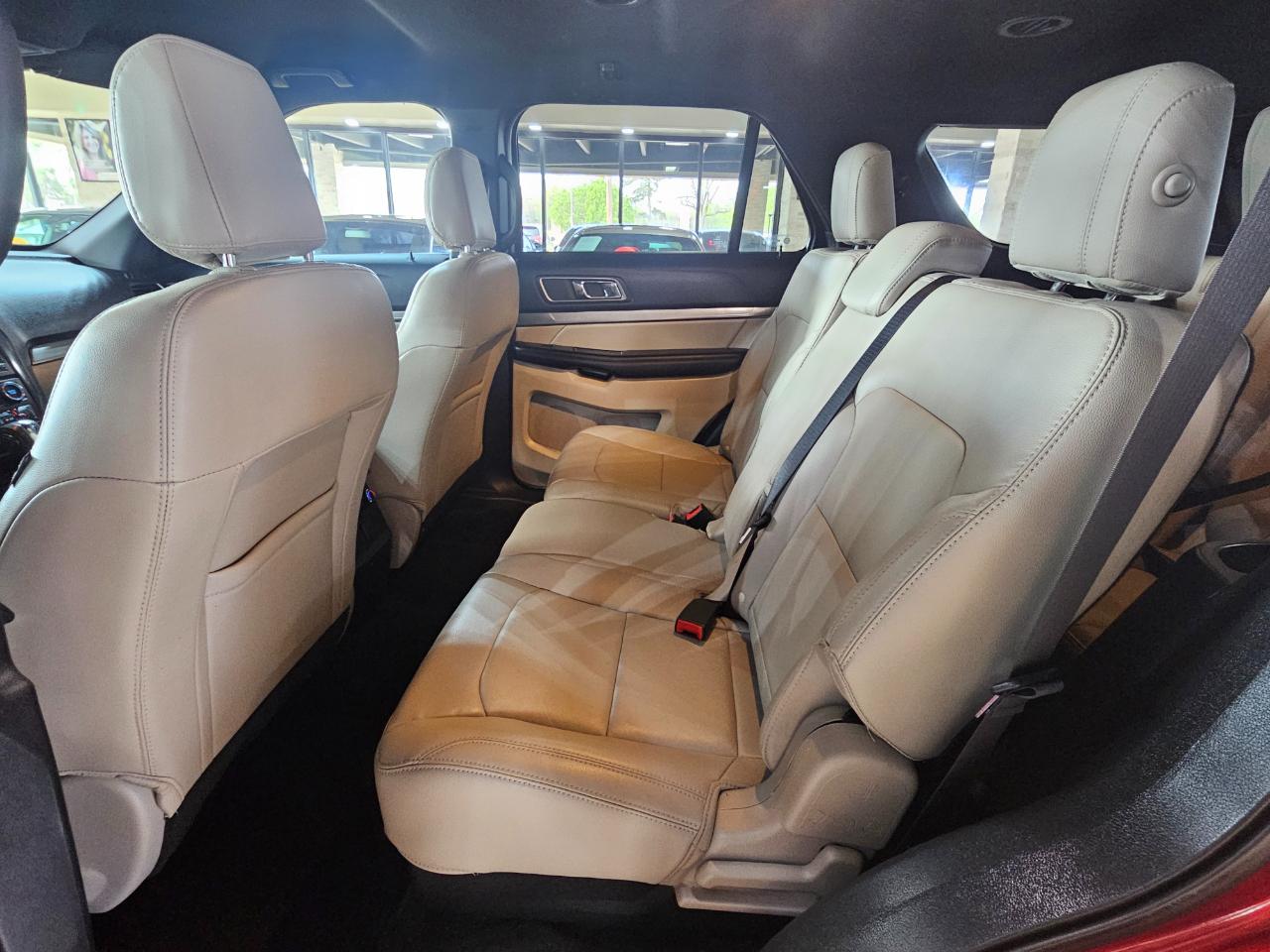 Ford Explorer XLT FWD 2018