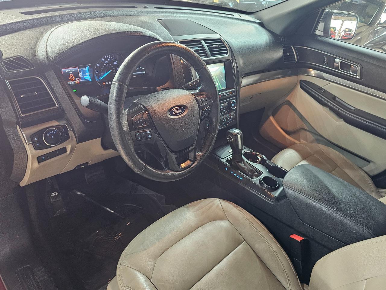 Ford Explorer XLT FWD 2018