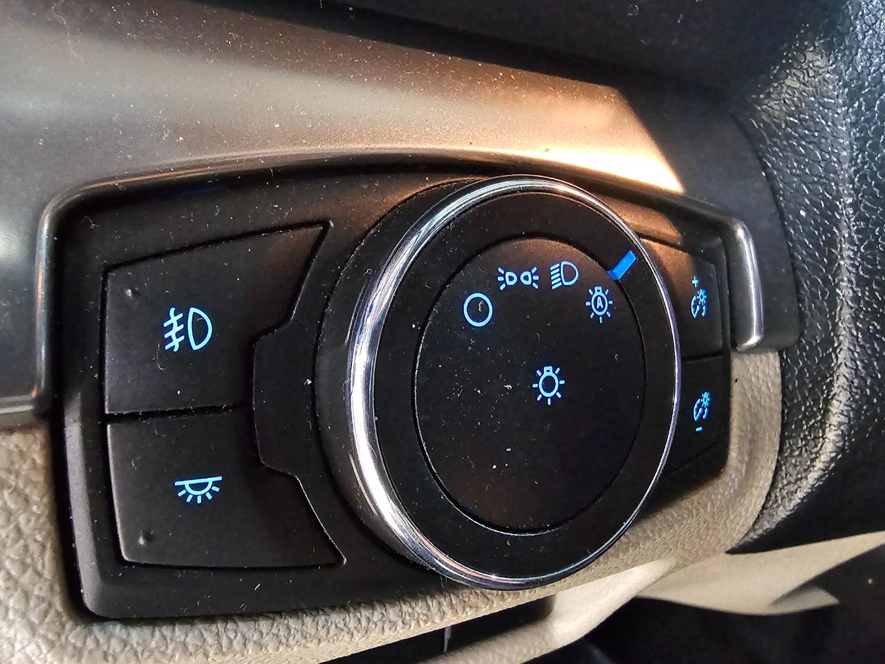 Ford Explorer XLT FWD 2018