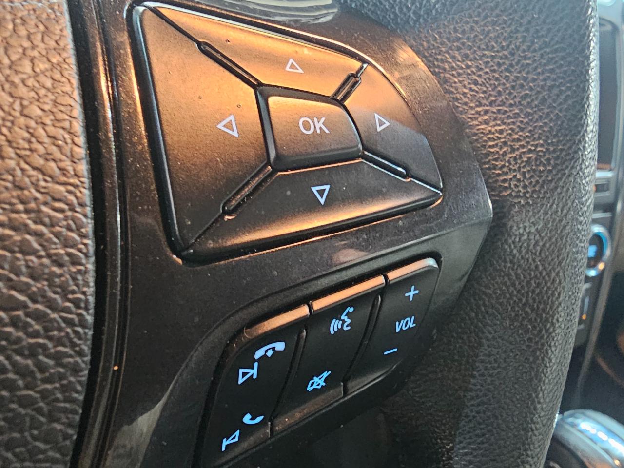 Ford Explorer XLT FWD 2018