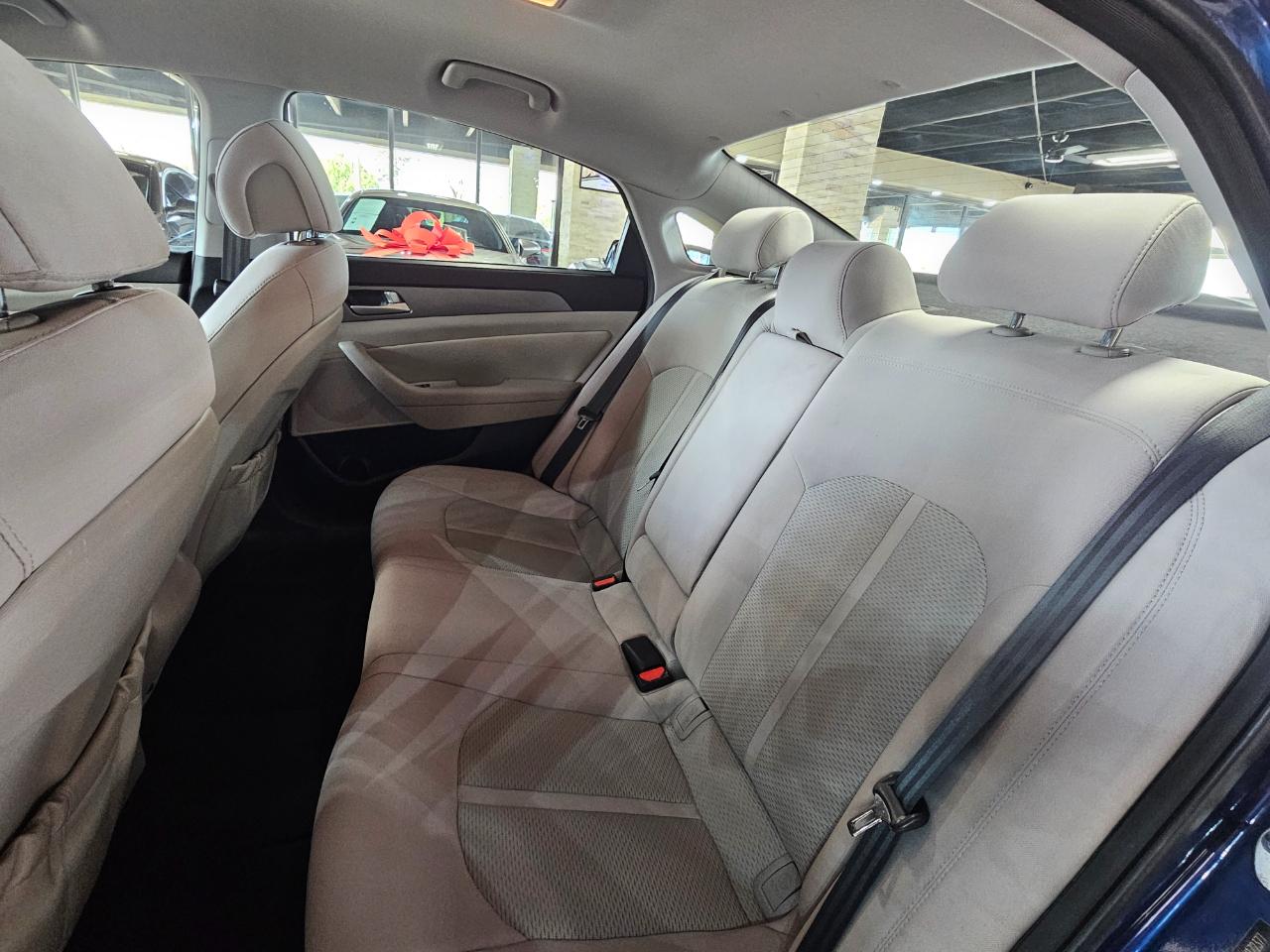 Hyundai Sonata 4dr Sdn 2.4L SE 2015