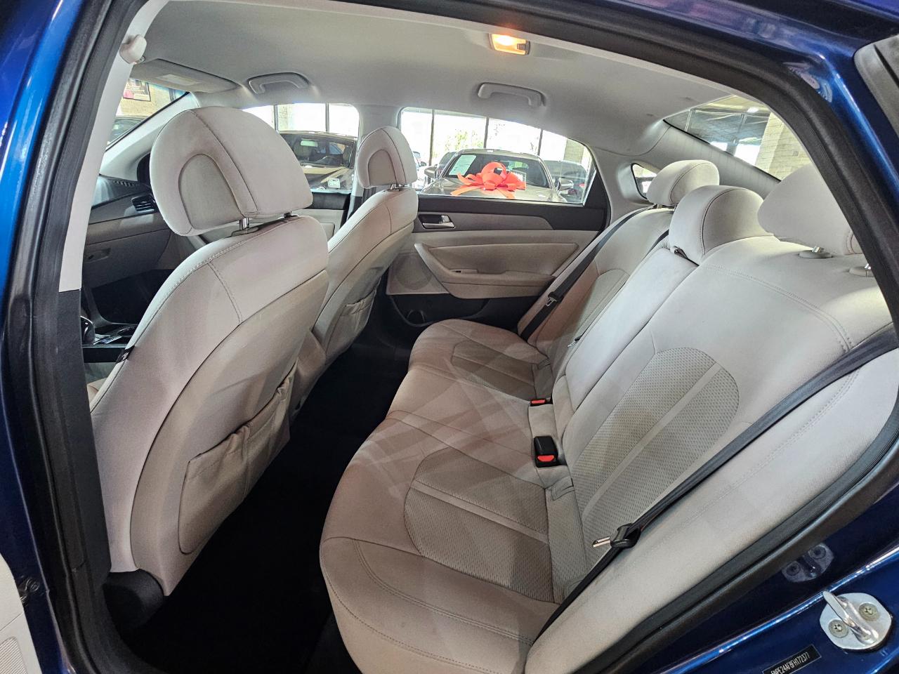 Hyundai Sonata 4dr Sdn 2.4L SE 2015