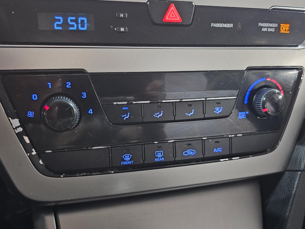 Hyundai Sonata 4dr Sdn 2.4L SE 2015