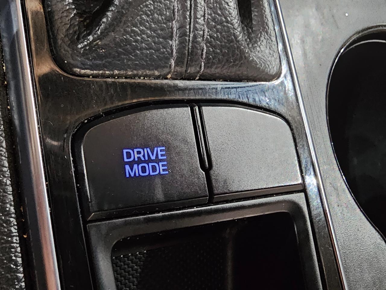 Hyundai Sonata 4dr Sdn 2.4L SE 2015