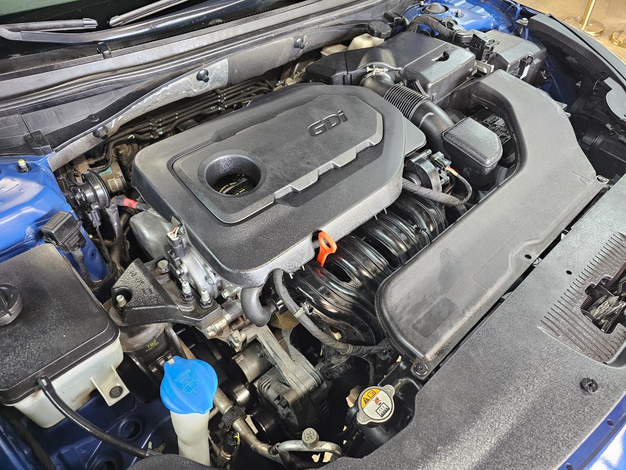 Hyundai Sonata 4dr Sdn 2.4L SE 2015