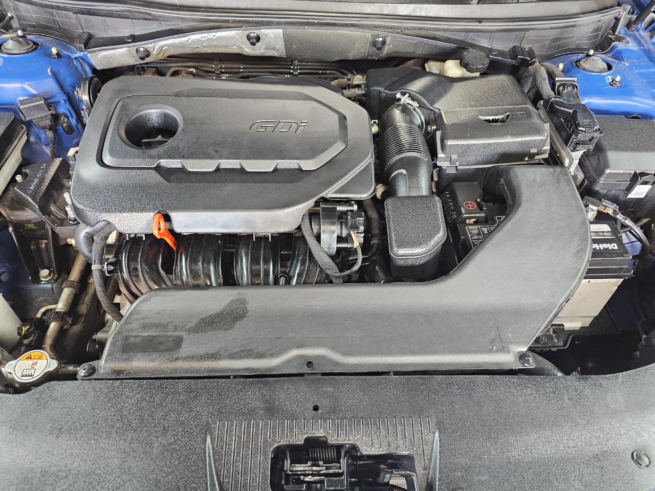 Hyundai Sonata 4dr Sdn 2.4L SE 2015