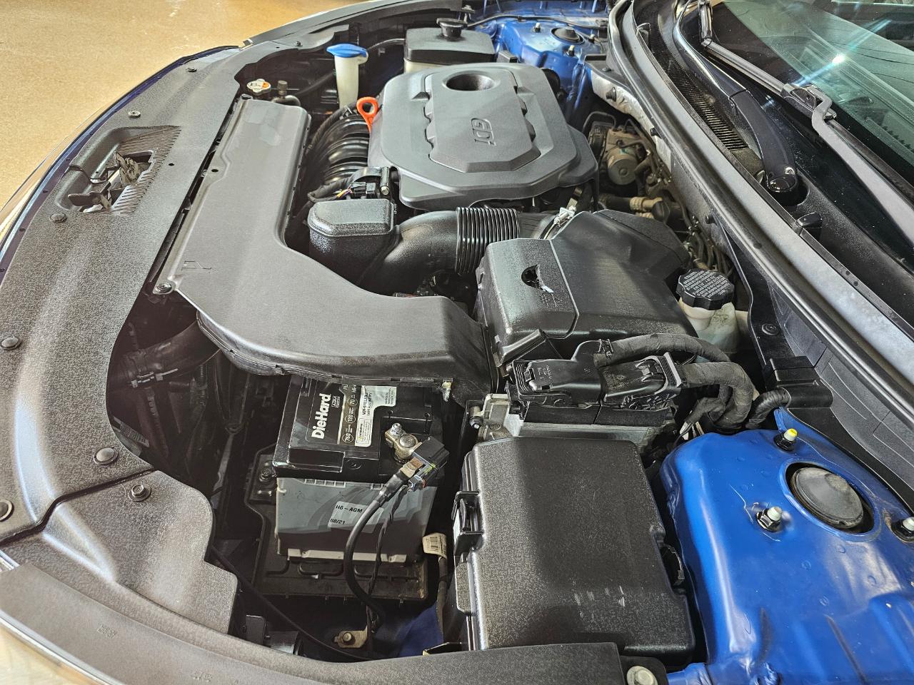 Hyundai Sonata 4dr Sdn 2.4L SE 2015