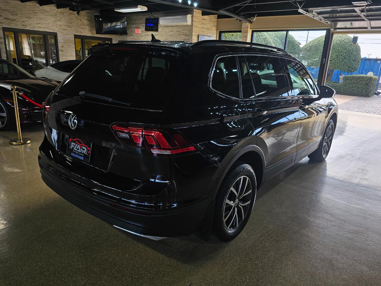 Volkswagen Tiguan 2.0T SE FWD 2019