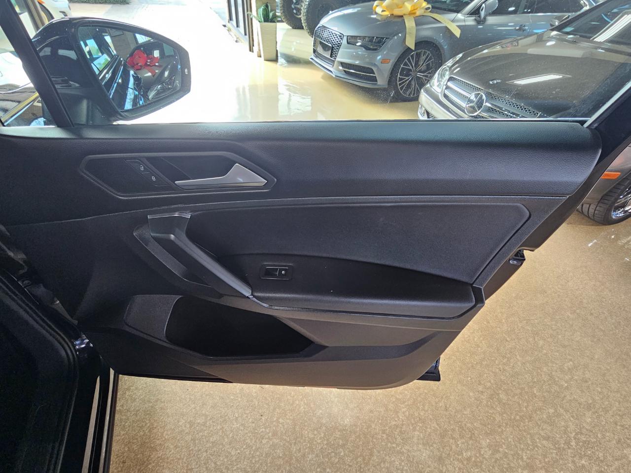 Volkswagen Tiguan 2.0T SE FWD 2019