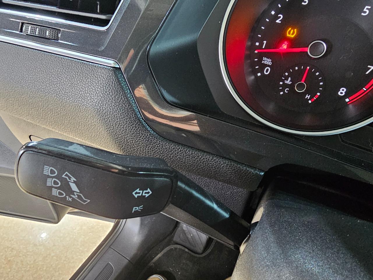 Volkswagen Tiguan 2.0T SE FWD 2019