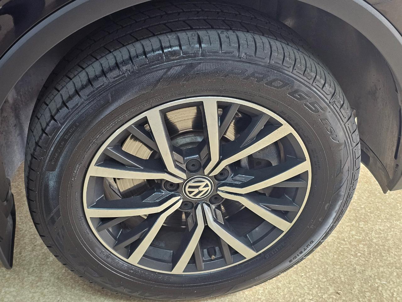 Volkswagen Tiguan 2.0T SE FWD 2019