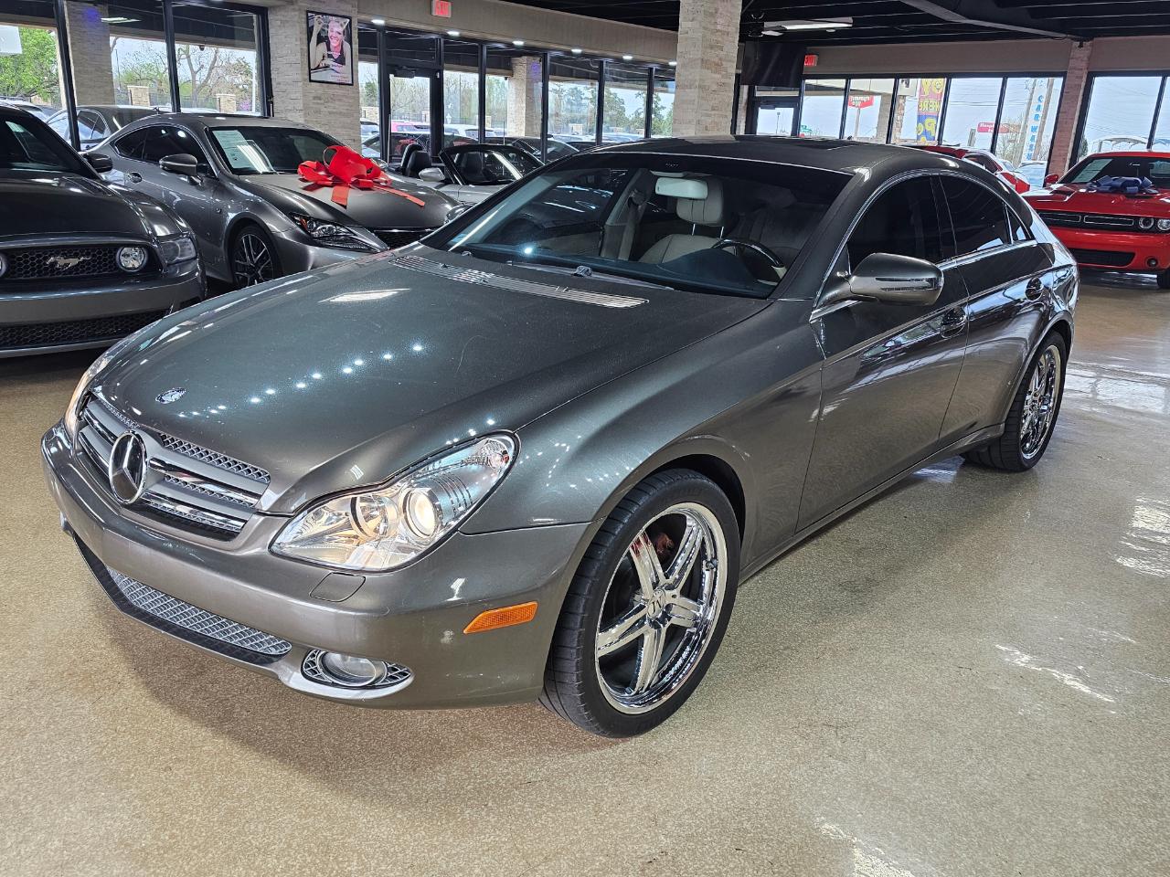 Mercedes-Benz CLS-Class 4dr Sdn 5.5L 2009