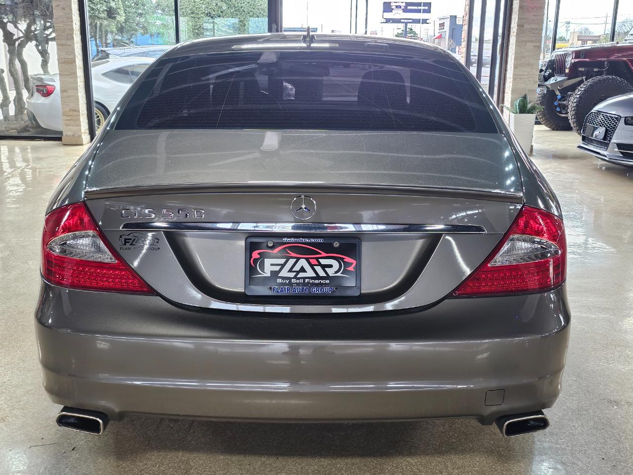 Mercedes-Benz CLS-Class 4dr Sdn 5.5L 2009