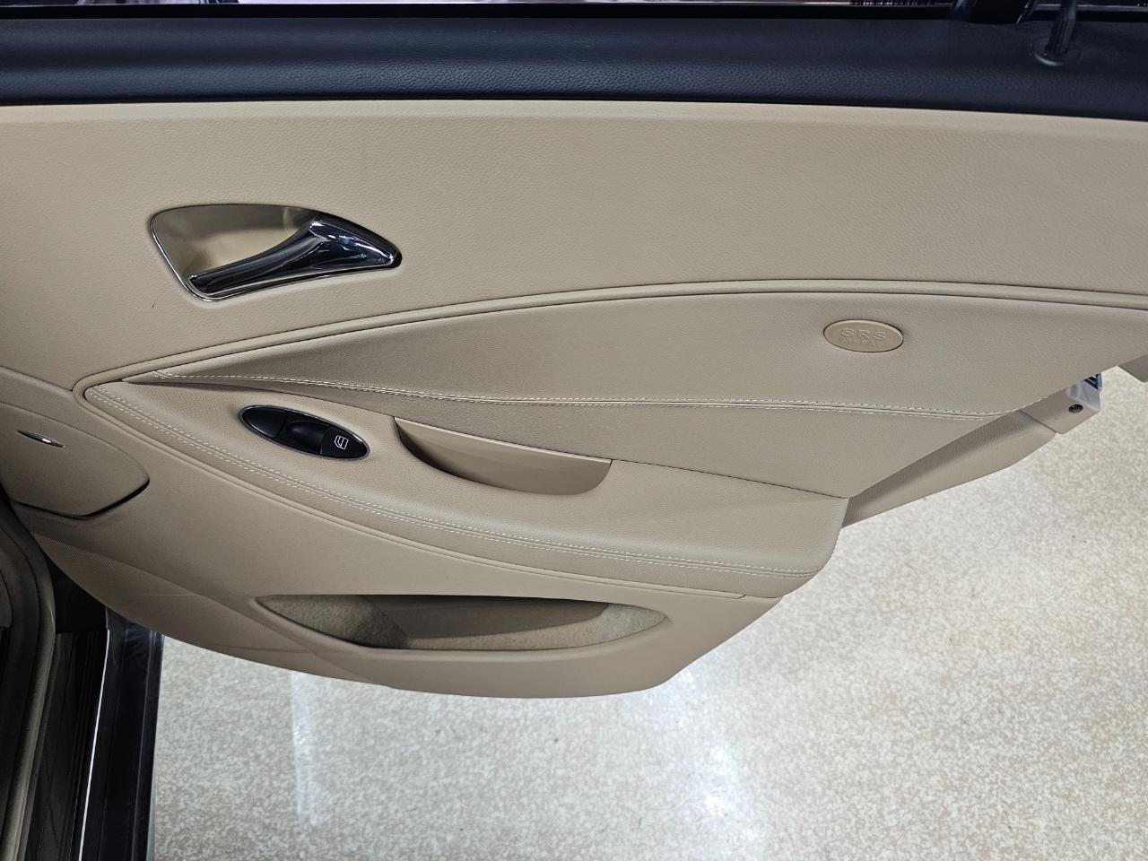 Mercedes-Benz CLS-Class 4dr Sdn 5.5L 2009