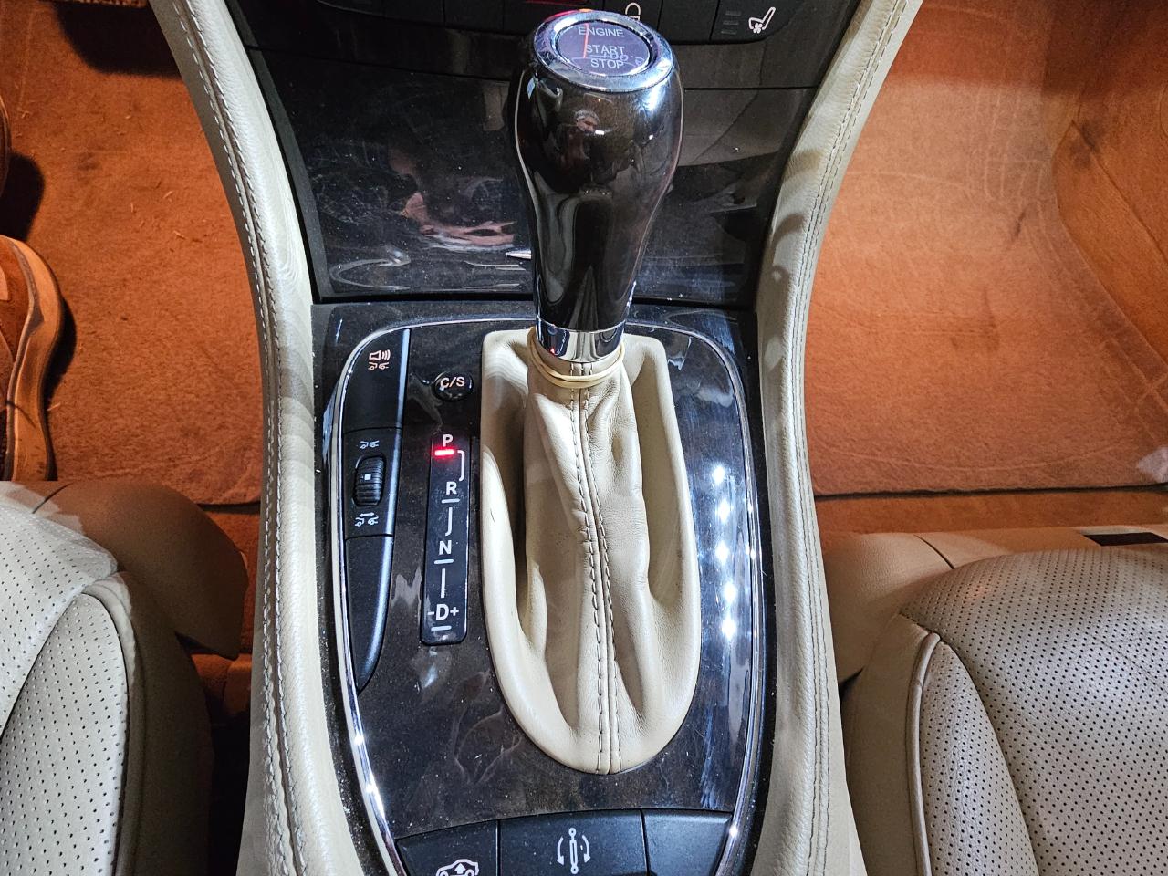 Mercedes-Benz CLS-Class 4dr Sdn 5.5L 2009