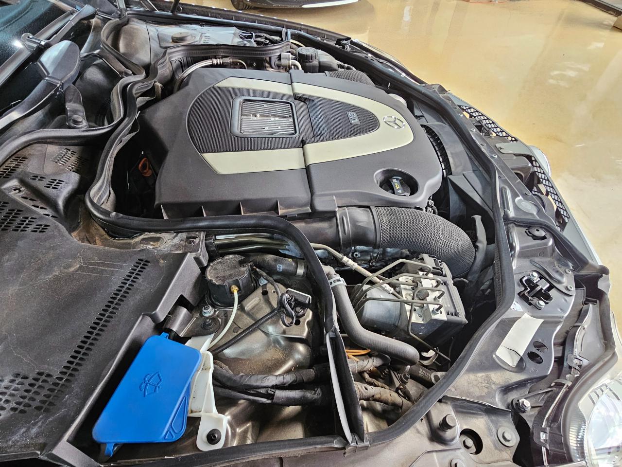 Mercedes-Benz CLS-Class 4dr Sdn 5.5L 2009