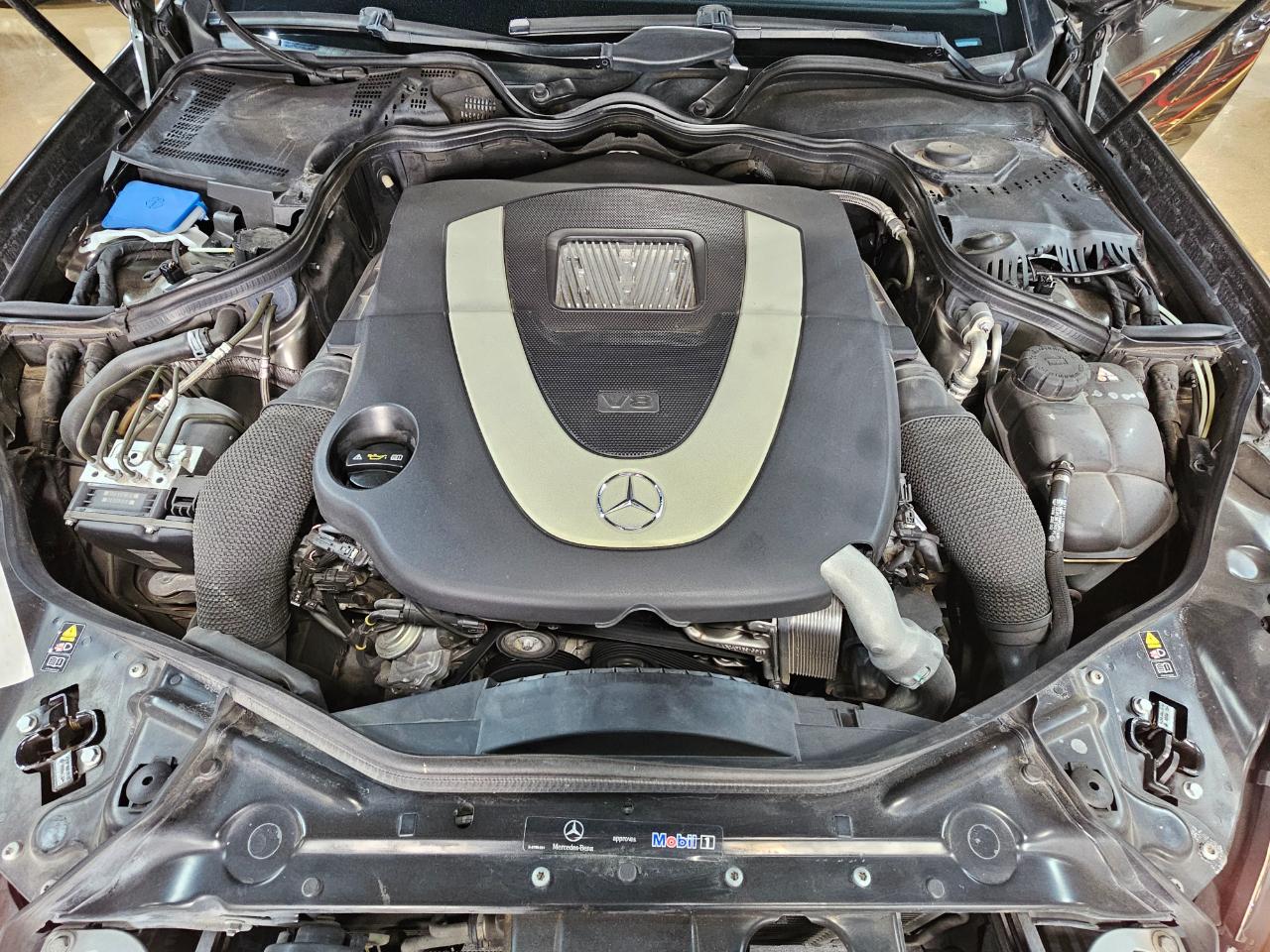 Mercedes-Benz CLS-Class 4dr Sdn 5.5L 2009
