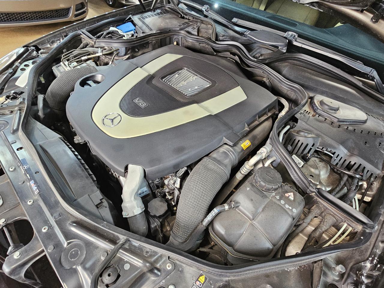 Mercedes-Benz CLS-Class 4dr Sdn 5.5L 2009